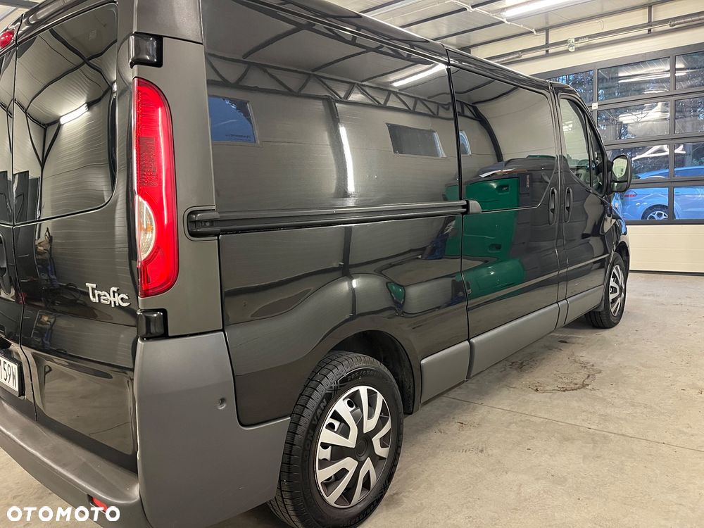 Renault Trafic - 23