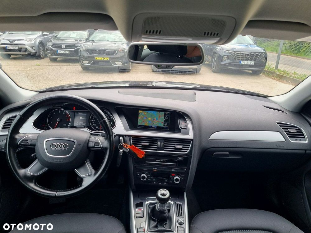 Audi A4 Limousine 1.8 TFSI S line Sportpaket - 15