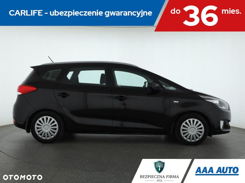 Kia Carens - 7
