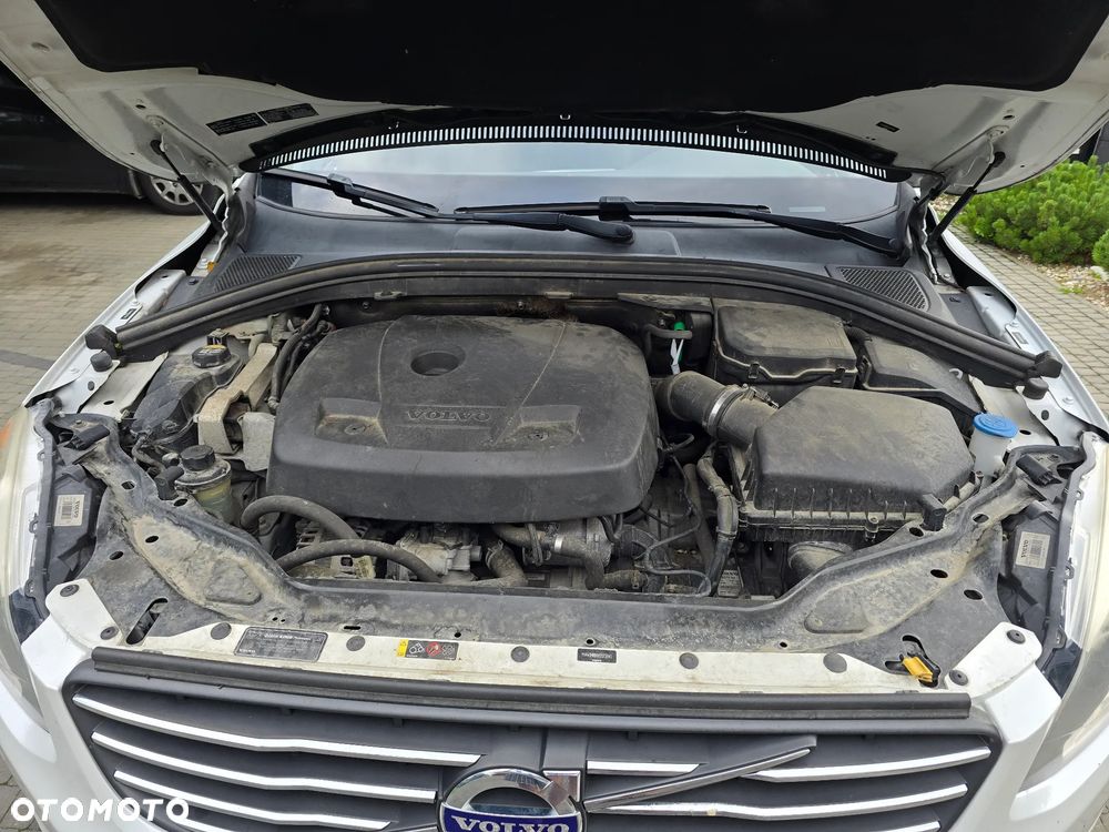 Volvo XC 60 T5 AWD Drive-E Momentum - 31