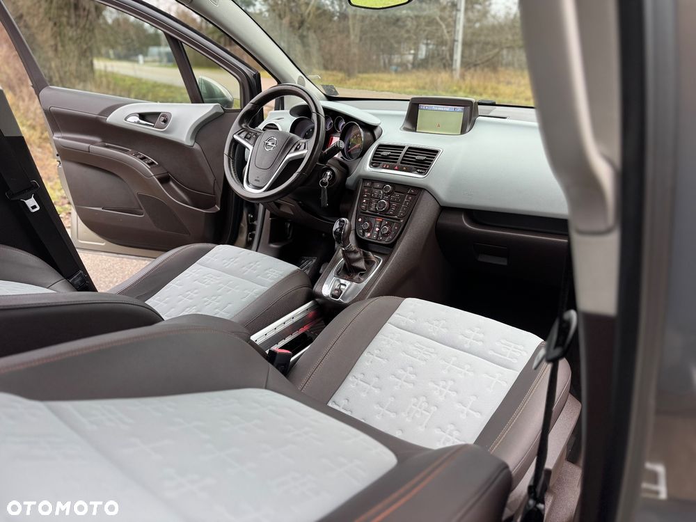 Opel Meriva 1.4 T Cosmo - 31