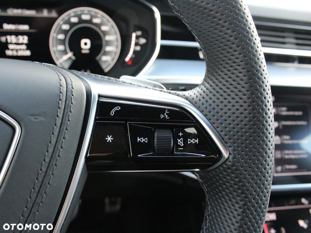 Audi A8 - 20