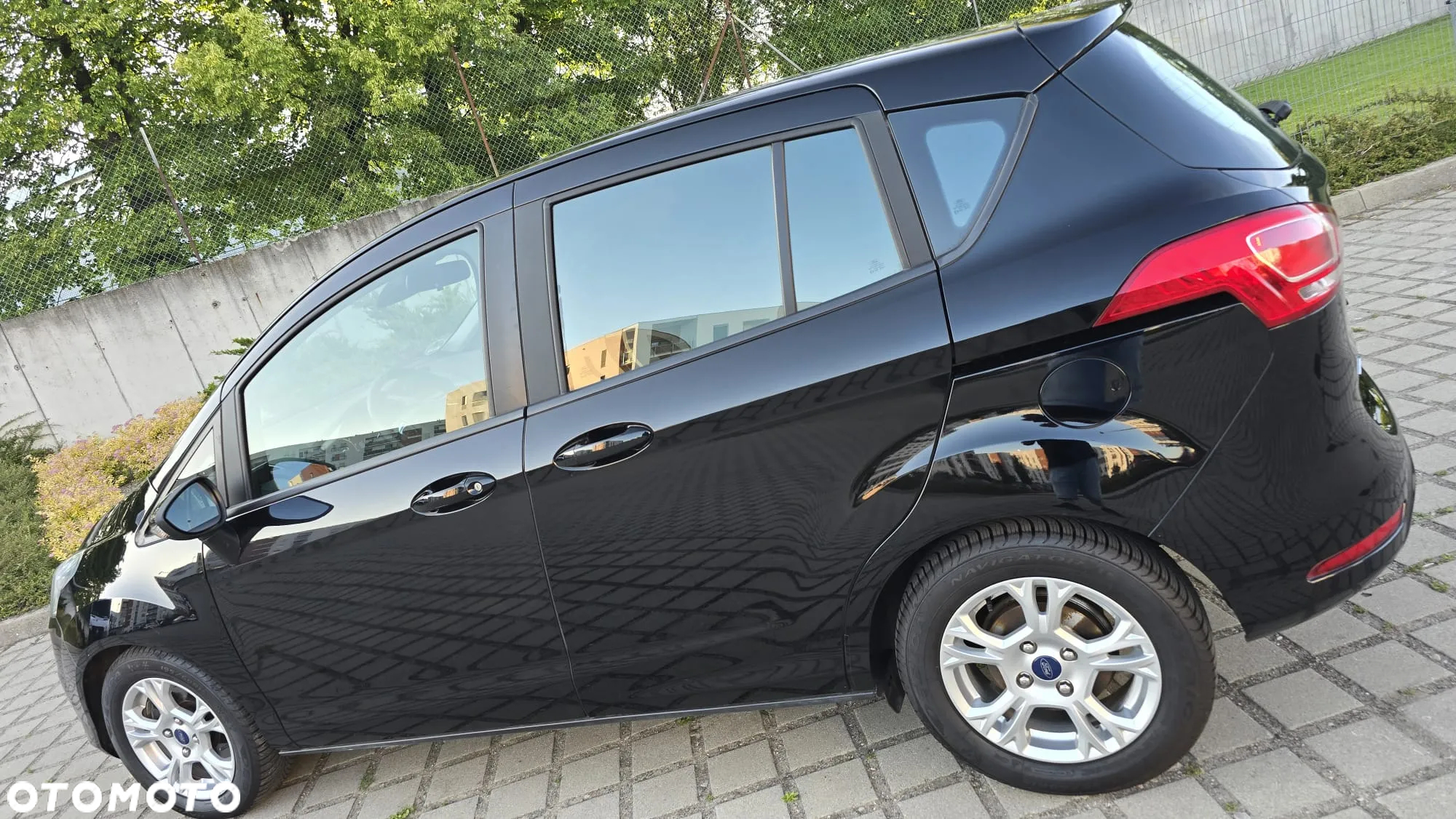 Ford B-MAX - 35