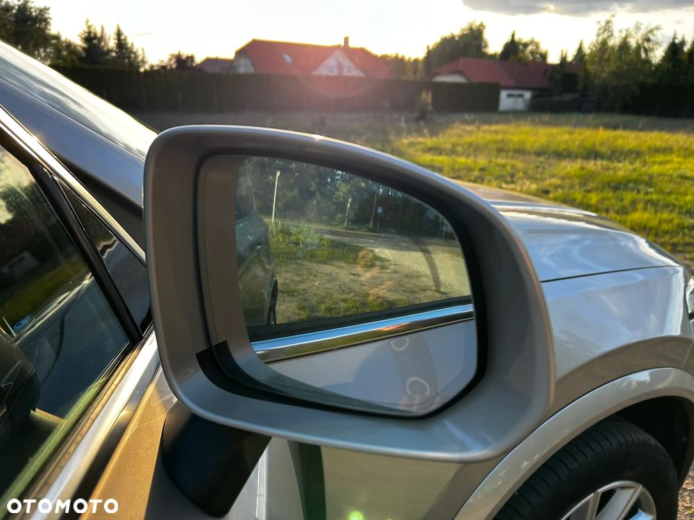 Volvo XC 90 D5 SCR AWD Inscription - 12