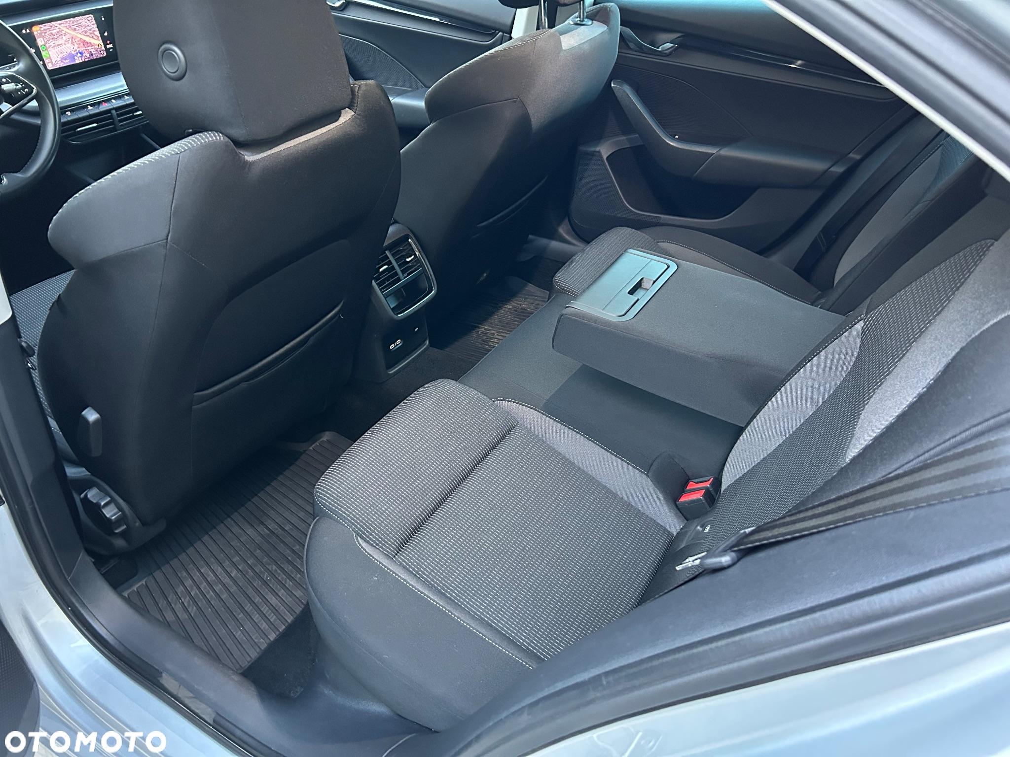Skoda Octavia 2.0 TDI Ambition DSG - 14