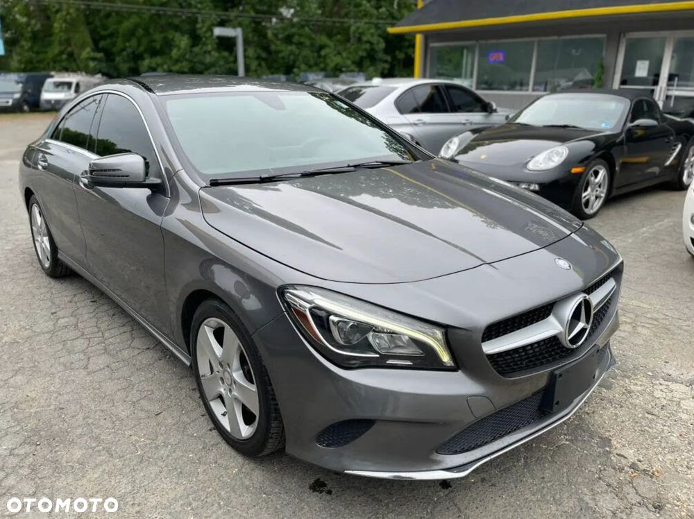 Mercedes-Benz CLA 250 4-Matic AMG Line - 2
