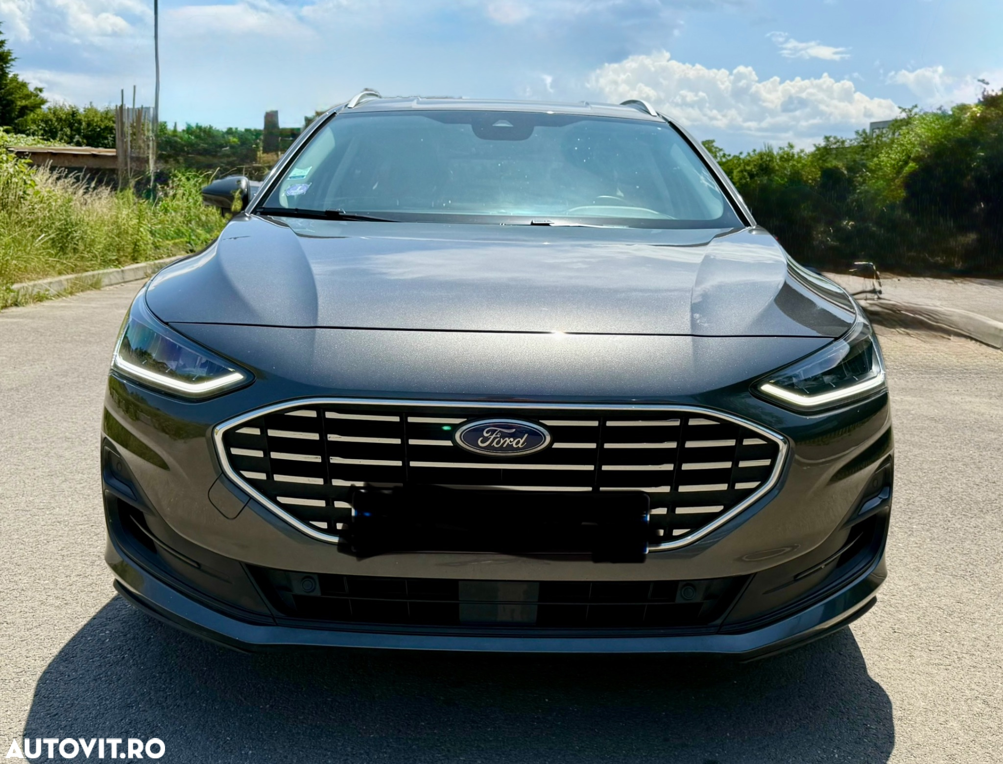 Ford Focus 1.0 EcoBoost Hybrid TITANIUM - 2