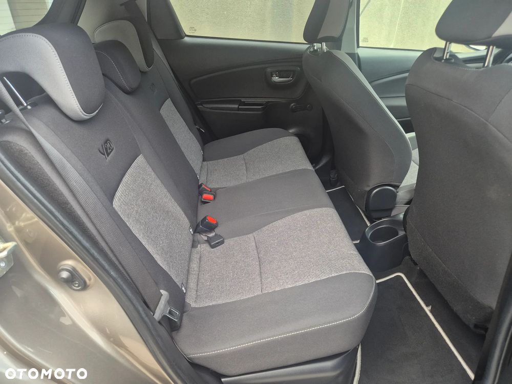 Toyota Yaris - 11