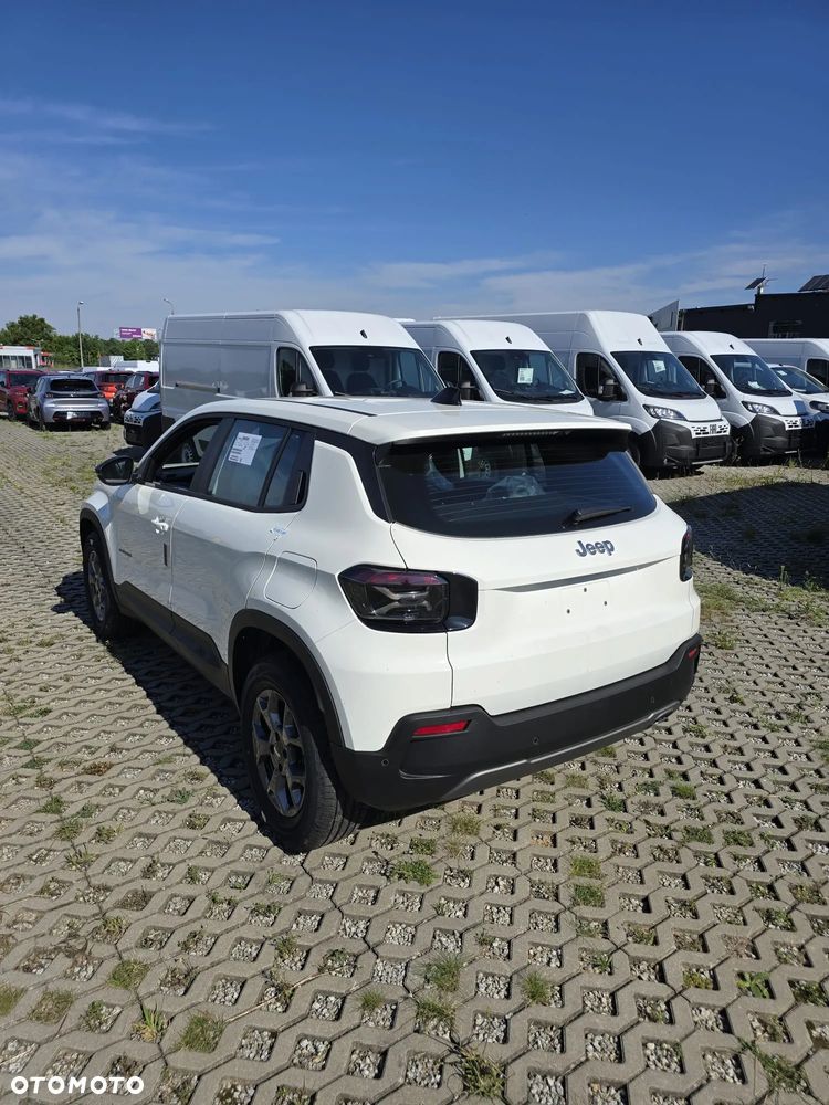 Jeep Avenger 1.2 GSE T3 Longitude FWD - 3
