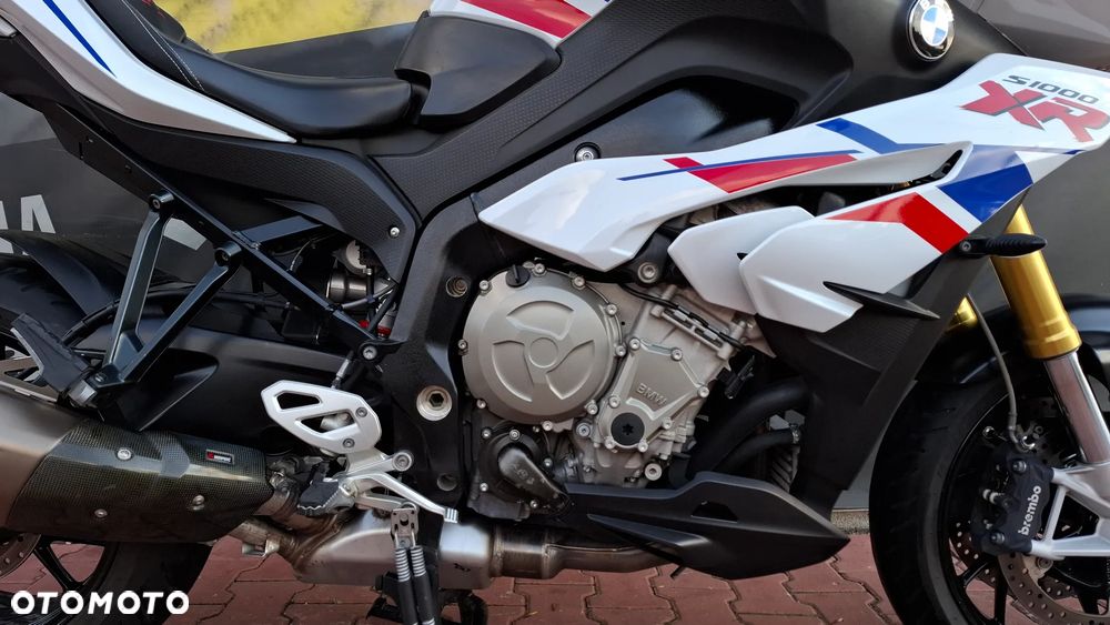 BMW XR - 10