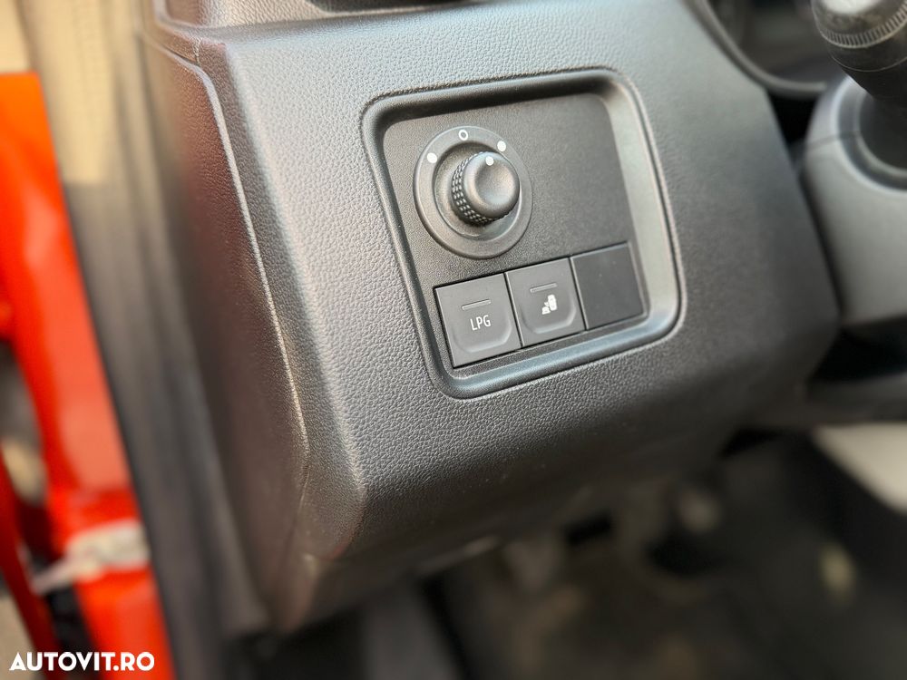 Dacia Duster ECO-G 100 Prestige - 8