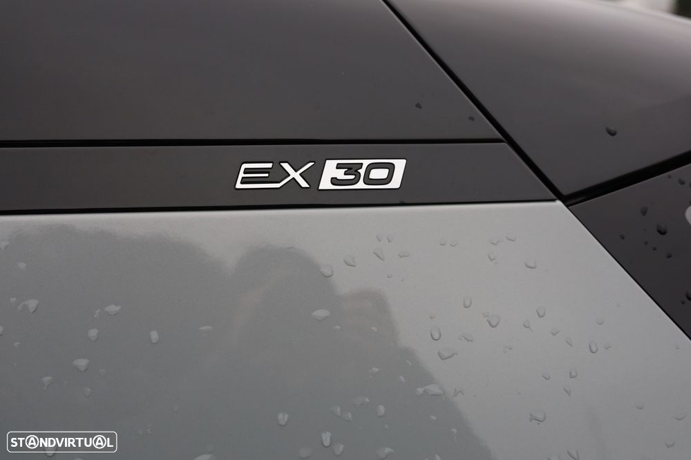 Volvo EX30 51 kWh Single Motor Plus - 32