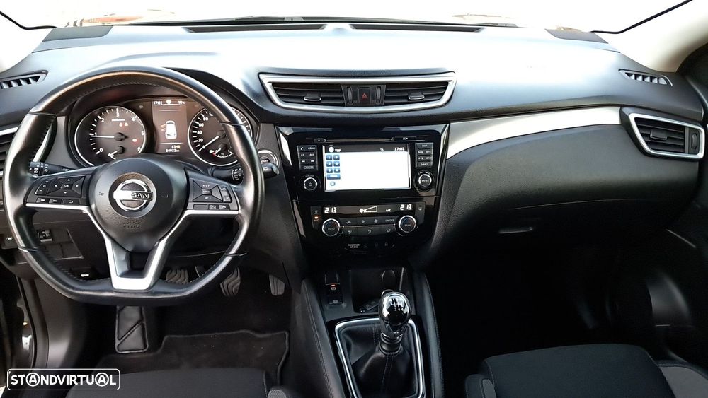 Nissan Qashqai 1.5 dCi N-Connecta - 12