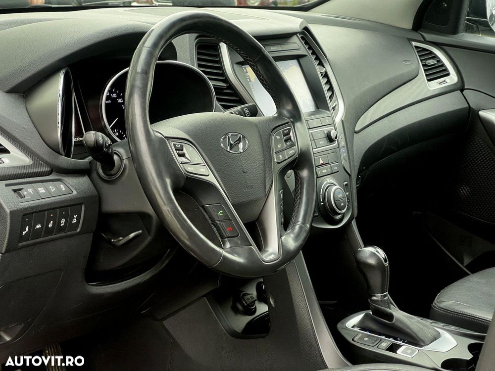 Hyundai Santa Fe - 12