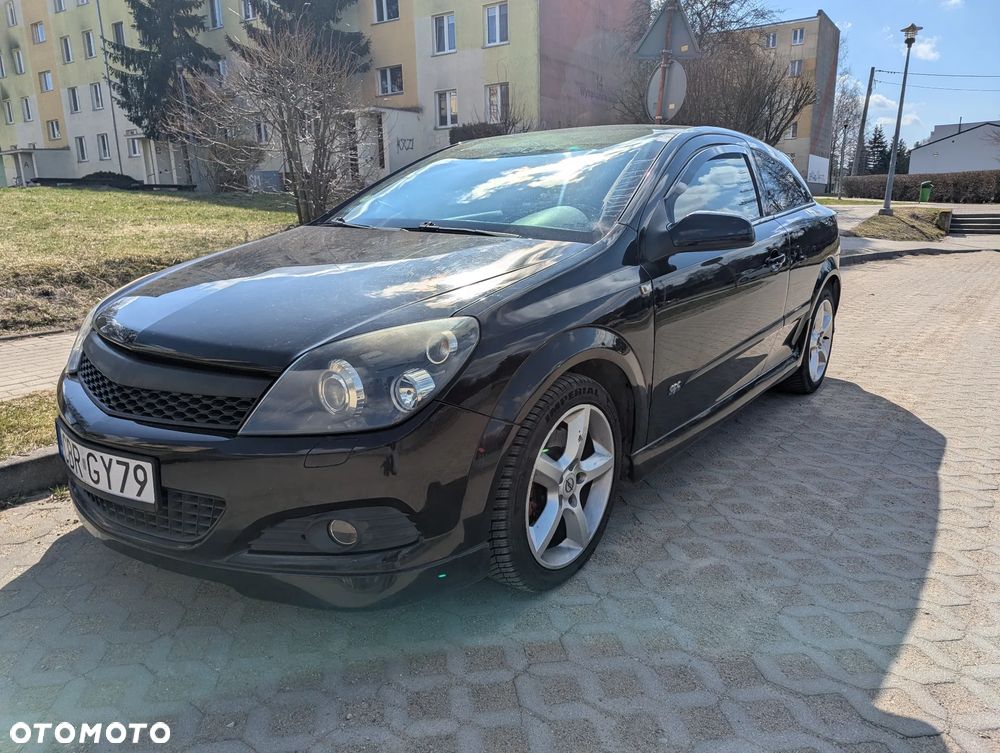 Opel Astra 1.6 Turbo Cosmo - 4