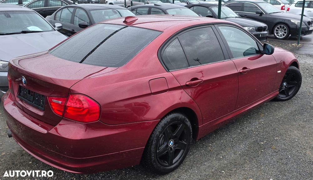 BMW Seria 3 320d EfficientDynamics Edition - 5