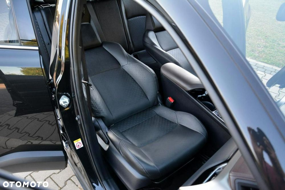 Toyota C-HR Lounge - 16