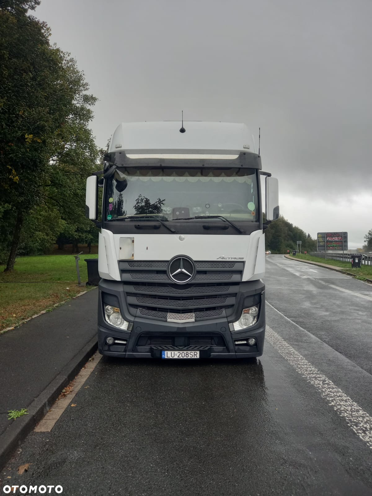 Mercedes-Benz Actros - 13