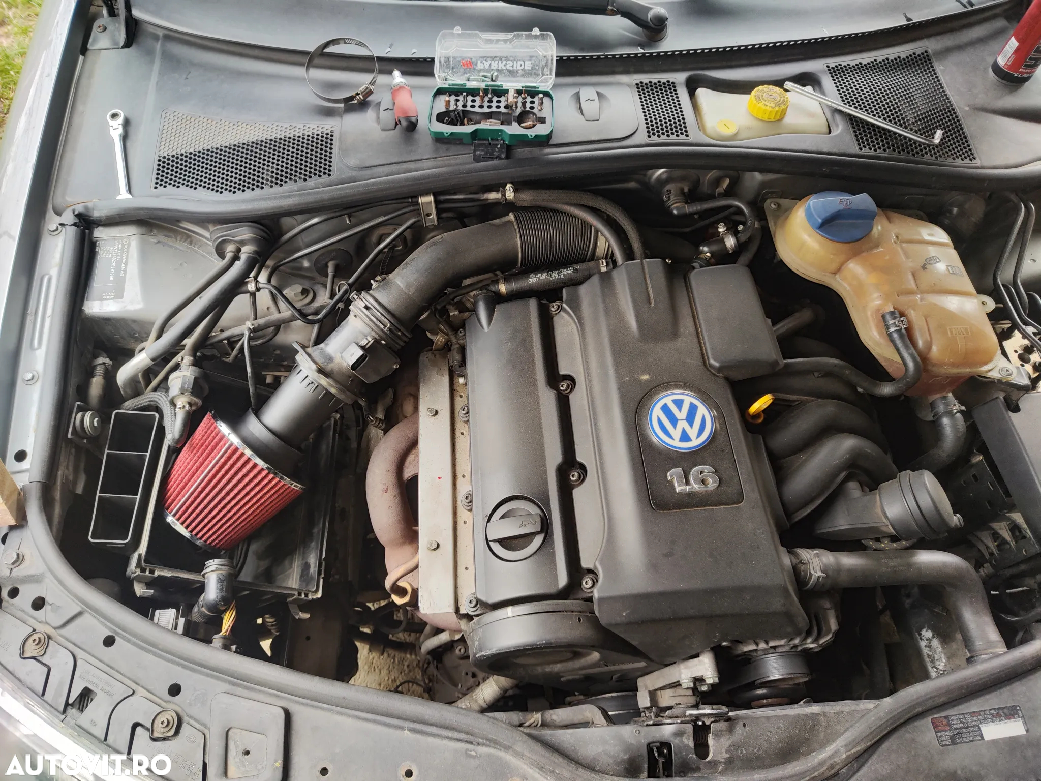 Volkswagen Passat Variant 1.6 Comfortline - 10