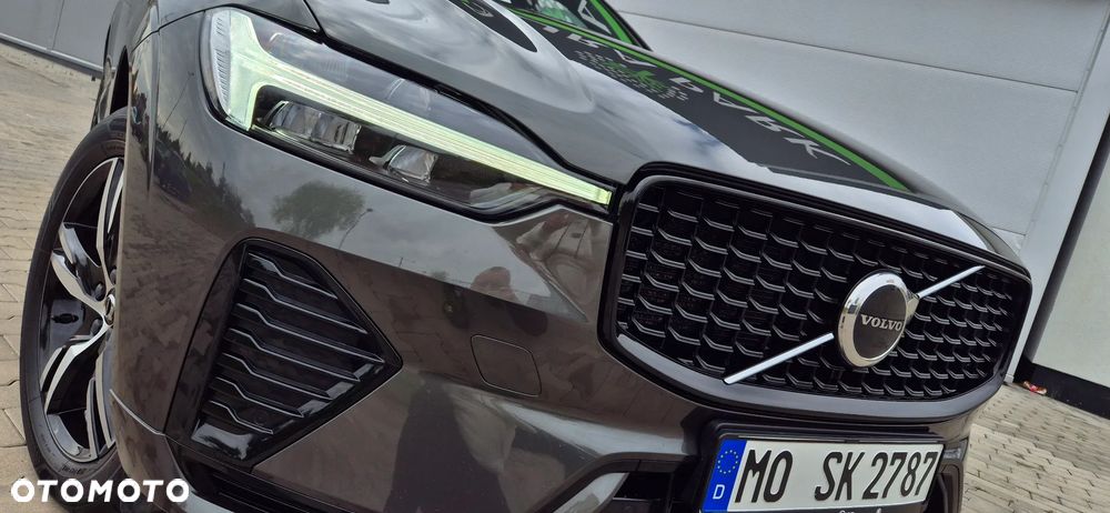 Volvo XC 60 T5 AWD R-Design - 25