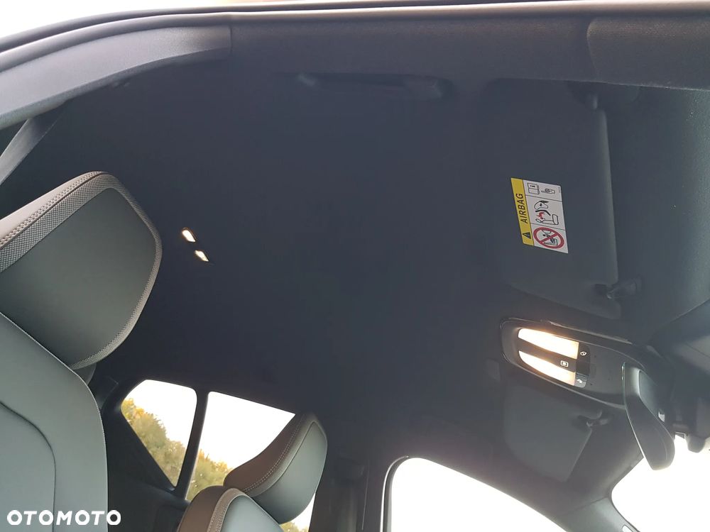 Volvo XC 40 Recharge 82 kWh Single M Extended Range RWD Plus - 22