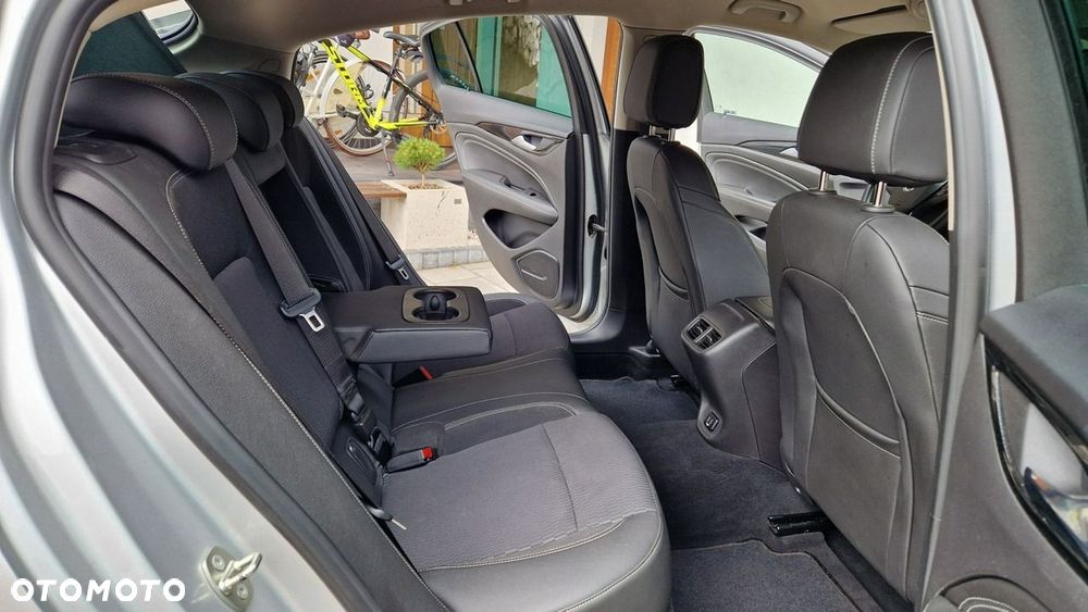 Opel Insignia - 23