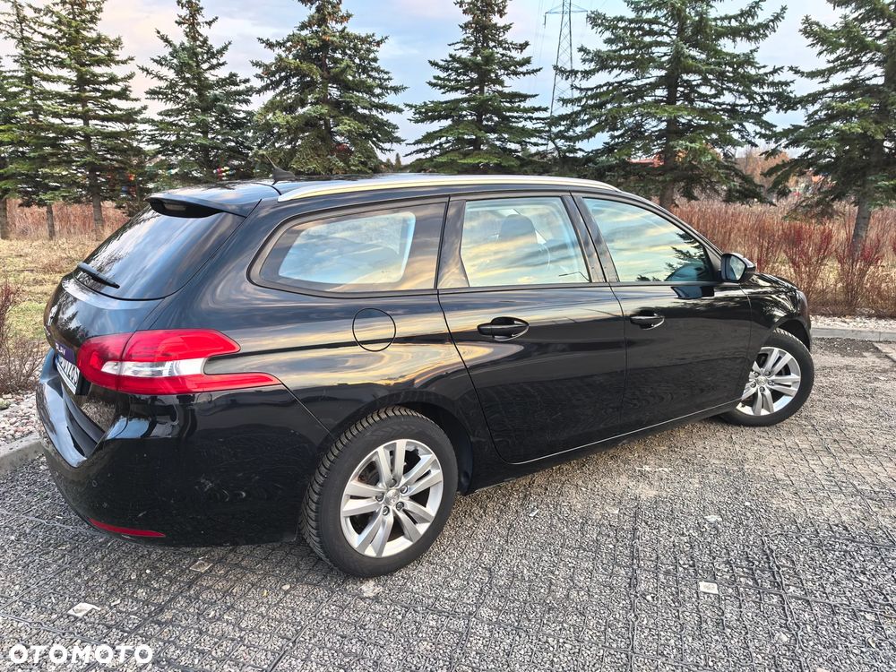 Peugeot 308 1.6 BlueHDi Allure S&S - 33