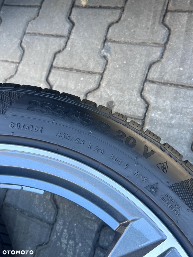 oryginalne koła zimowe Audi Q5 SQ5 80A Continental 25r - 17