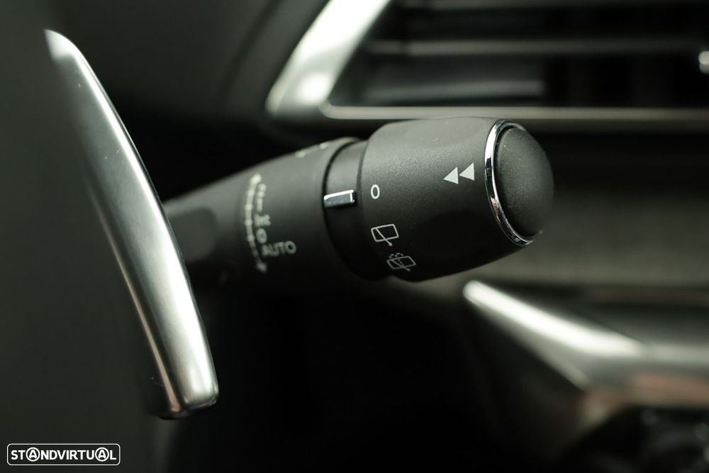 Peugeot 3008 1.2 Hybrid GT e-DCS6 - 17