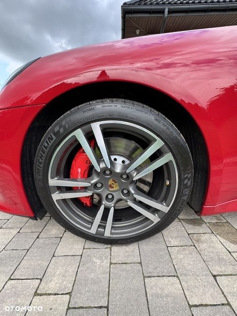 Porsche Panamera GTS - 24
