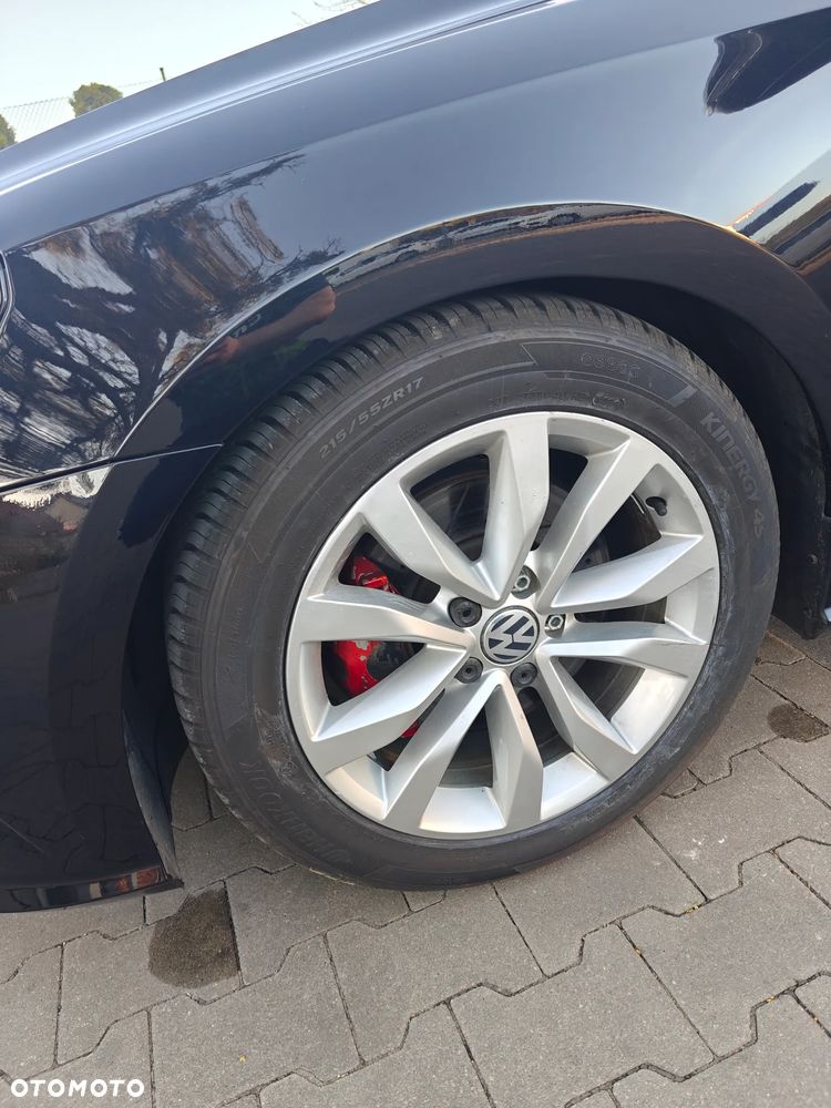 Volkswagen Passat - 11