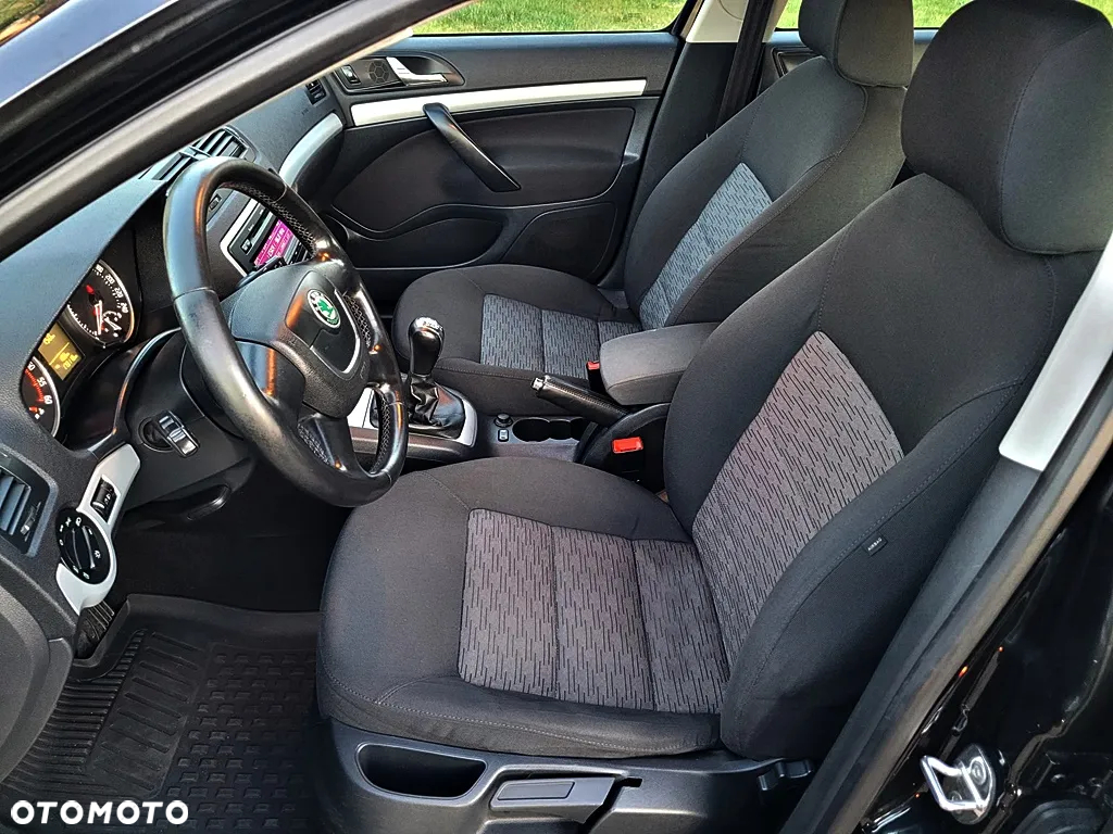 Skoda Octavia 1.6 TDI Ambiente - 28