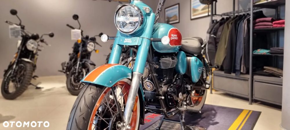 Royal Enfield Classic - 3