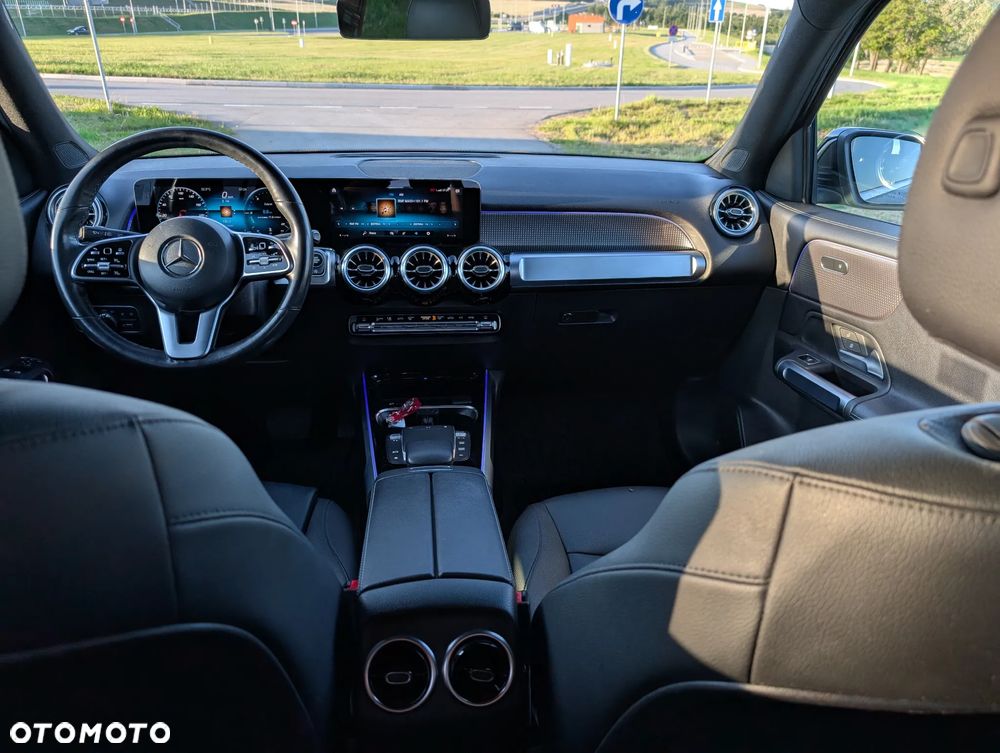 Mercedes-Benz GLB 250 4Matic 8G-DCT Style - 14