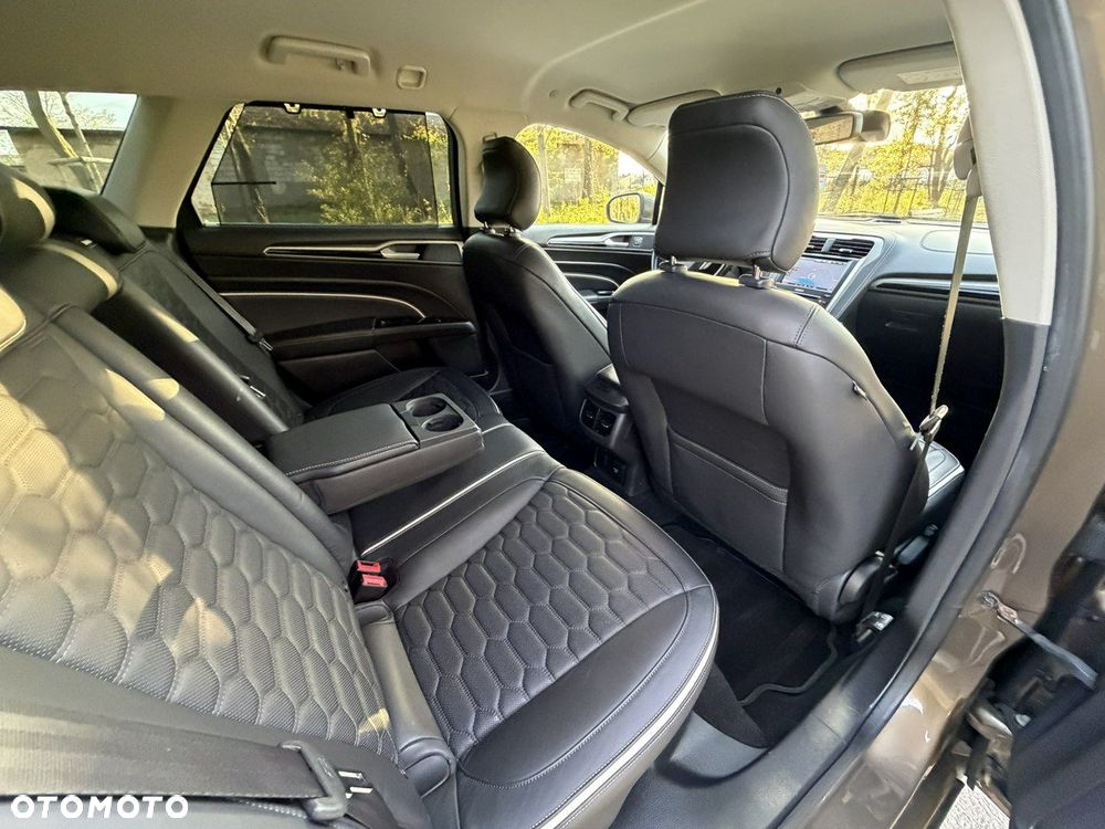 Ford Mondeo - 29