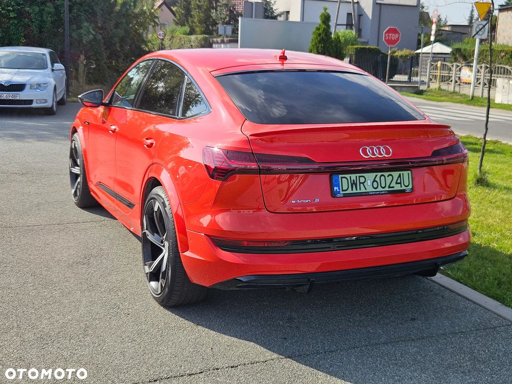 Audi e-tron S Quattro - 8