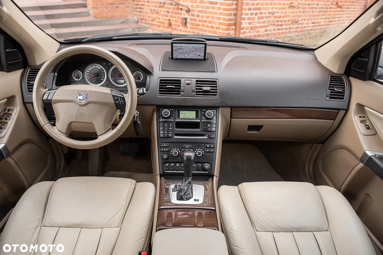 Volvo XC 90 D5 AWD Executive - 24