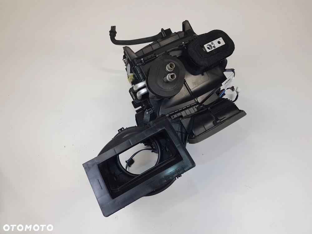 Nagrzewnica Dmuchawa Obudowa nagrzewnicy Renault Master III Lift 272702687R - 3