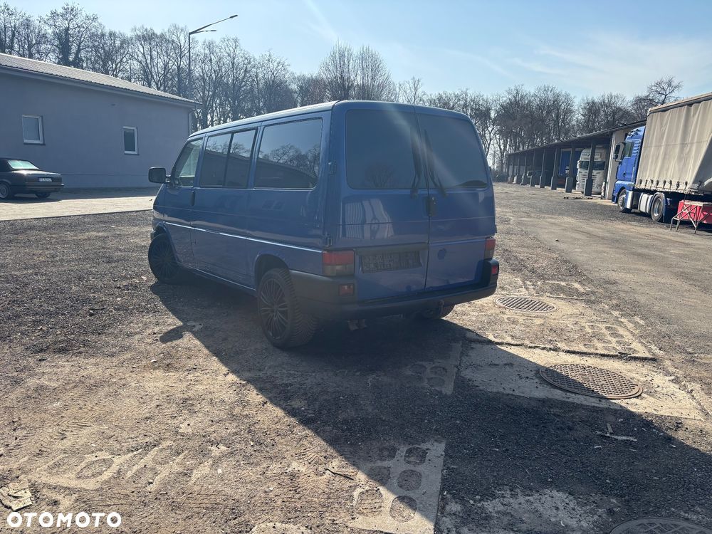 Volkswagen Multivan Standard - 3