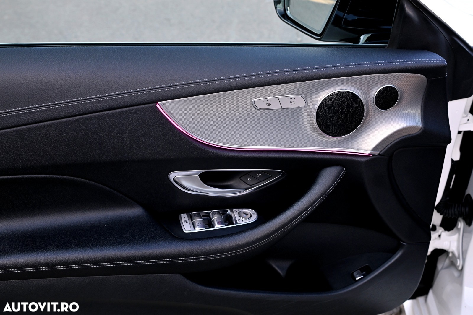 Mercedes-Benz E 200 Coupe Aut. - 22
