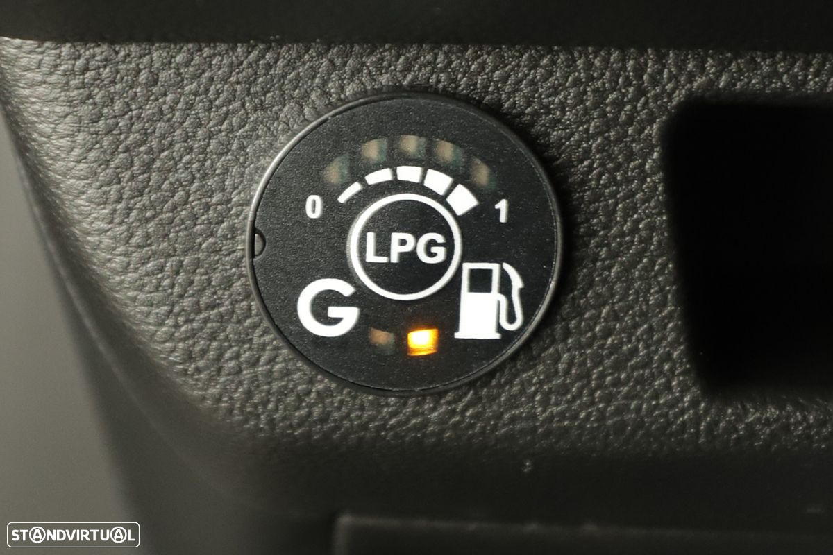 Renault Clio 1.0 TCe Techno Bi-Fuel - 21