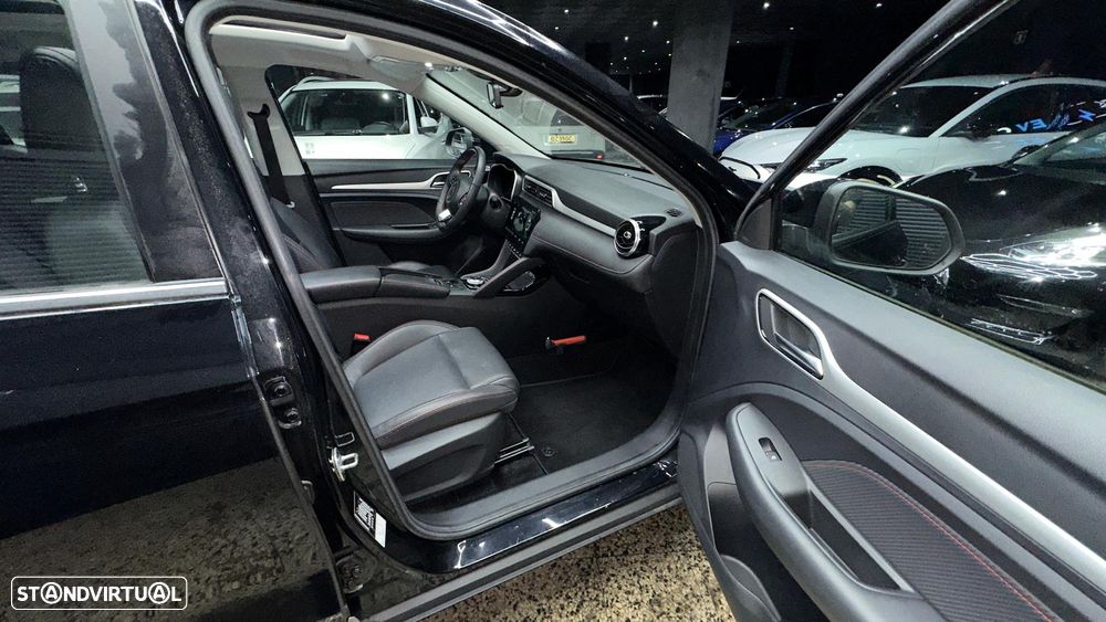 MG ZS EV 50.3 kWh Luxury - 15