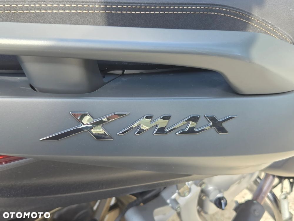 Yamaha X-max - 32