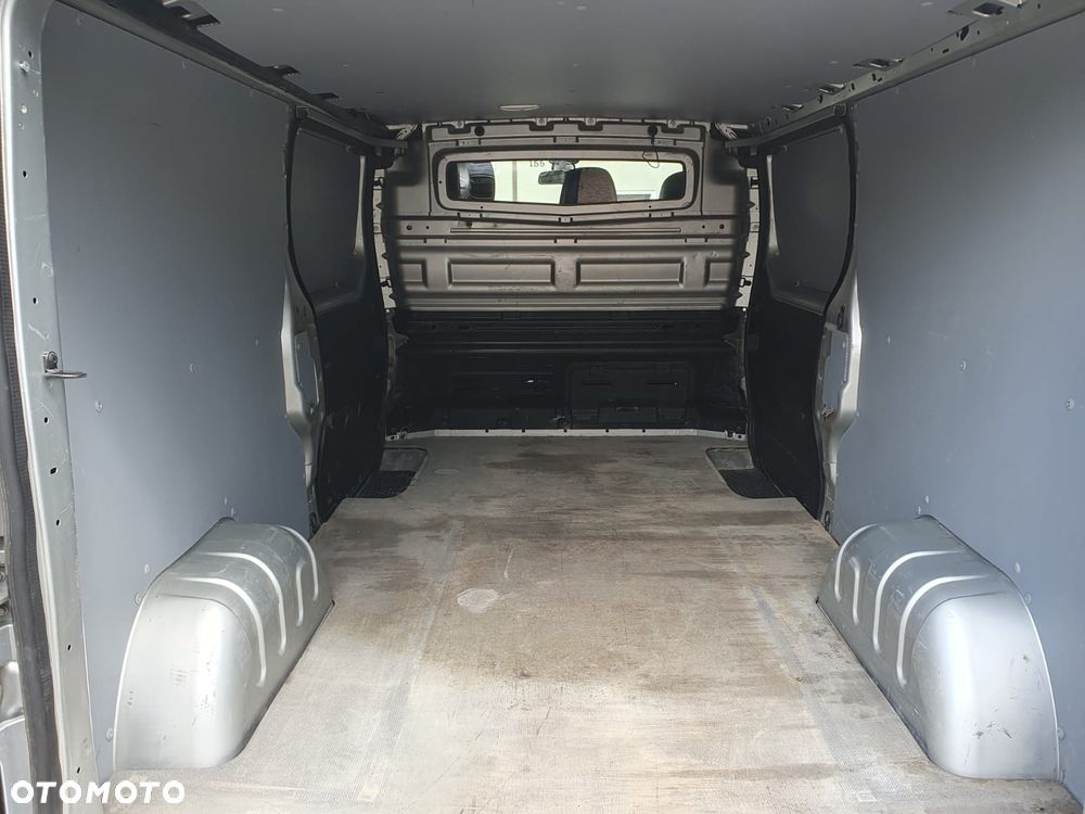 Opel Vivaro - 13