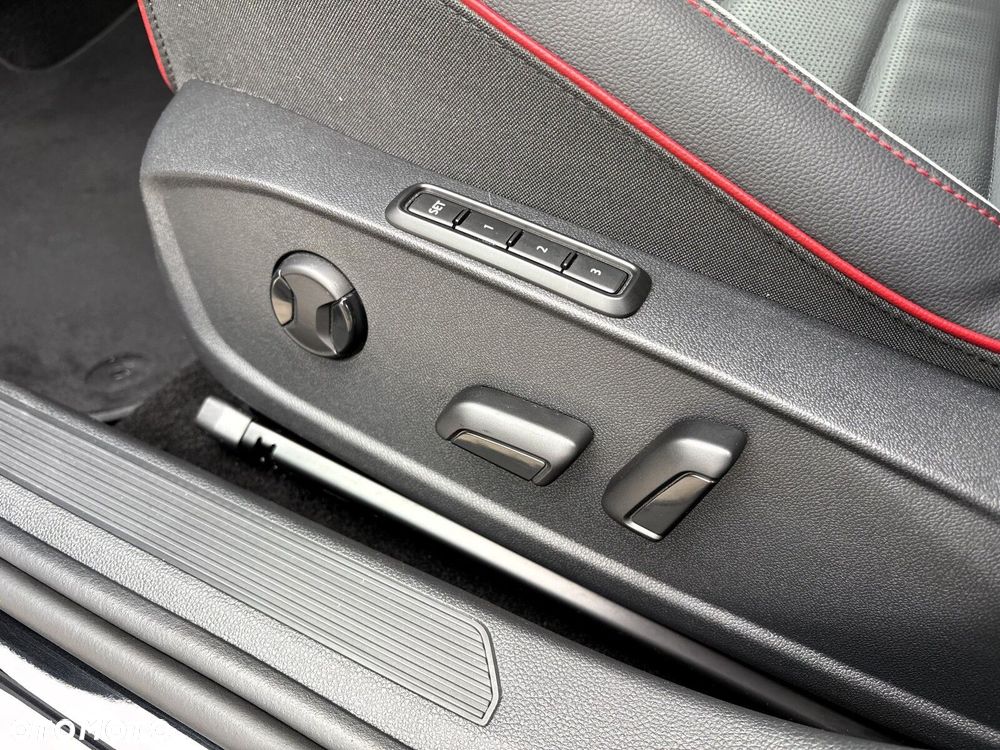 Volkswagen Golf 2.0 TSI GTI DSG - 13