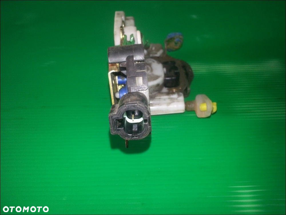 ZAMEK LEWY PRZÓD DRZWI SUBARU IMPREZA - 4