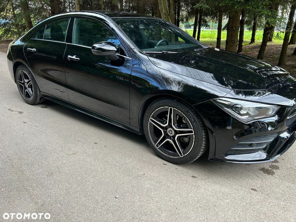 Mercedes-Benz CLA 250 4Matic 7G-DCT AMG Line - 3