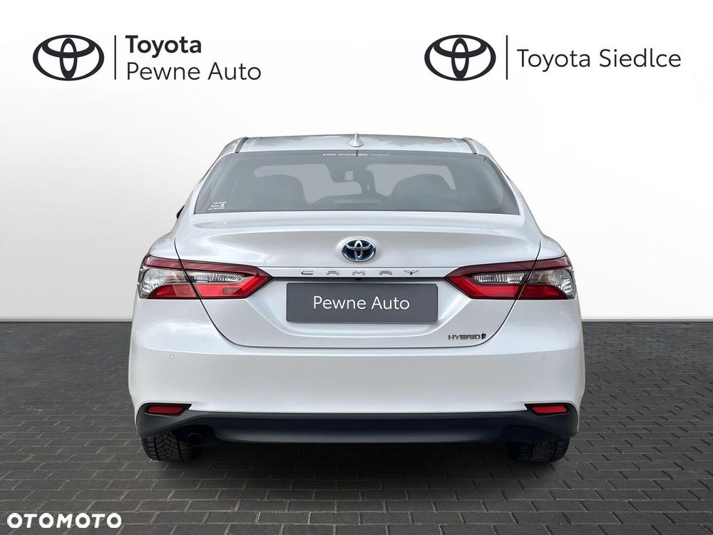 Toyota Camry 2.5 Hybrid Prestige CVT - 6