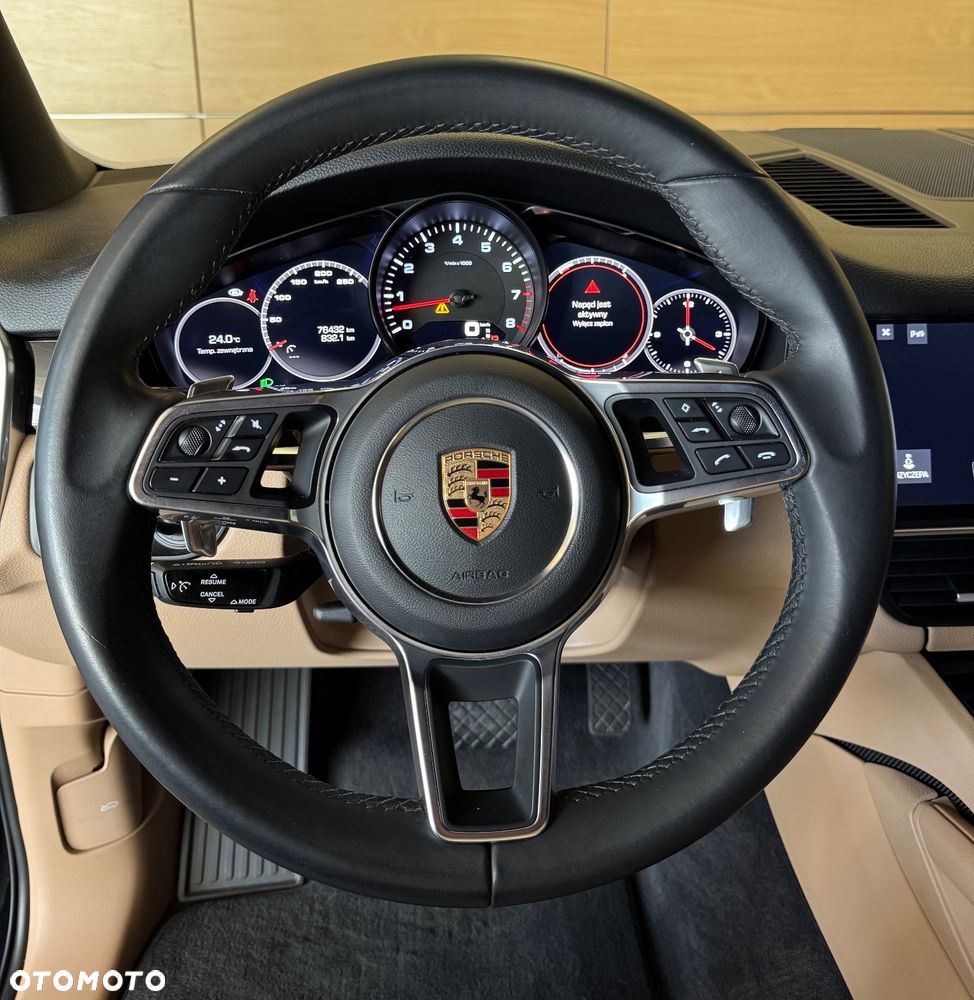Porsche Cayenne Standard - 15