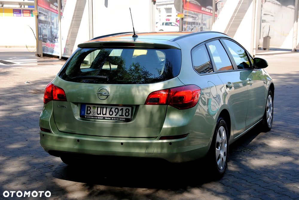 Opel Astra 1.6 Innovation - 6